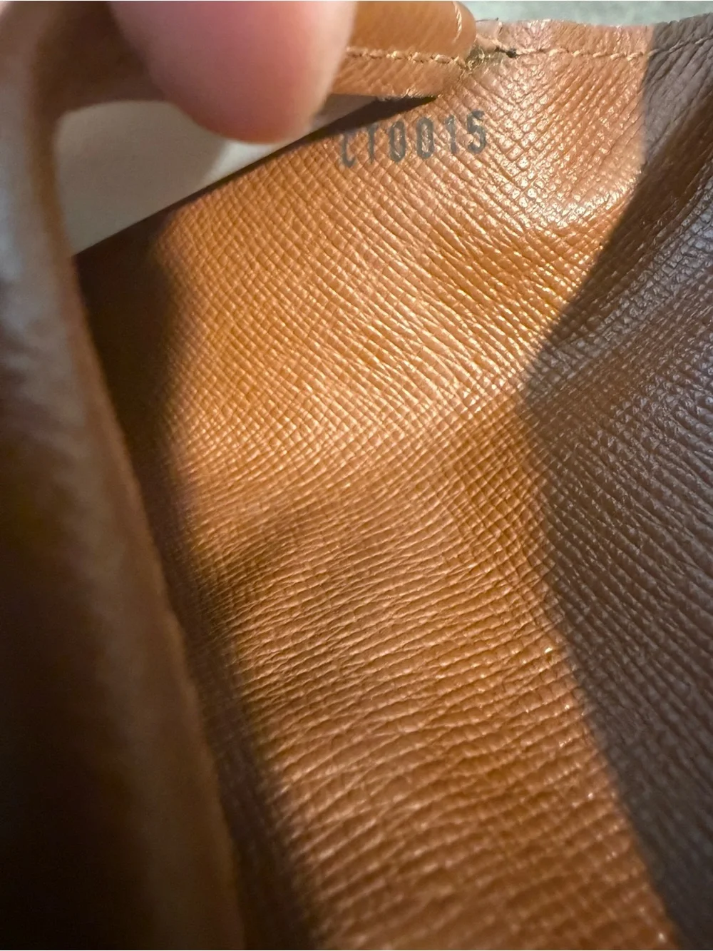 Louis Vuitton Monogram Canvas Card — Brown